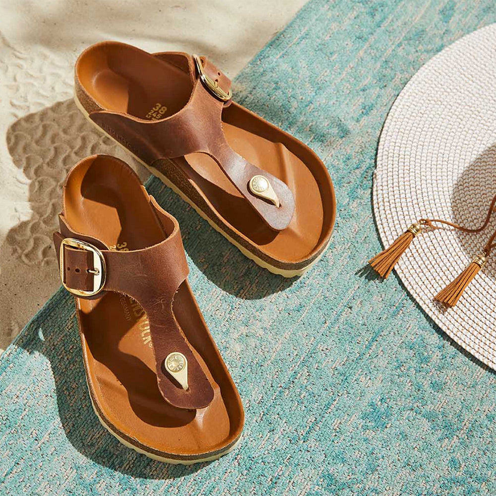 BIRKENSTOCK Gizeh Big Buckle Oiled Leather Cognac