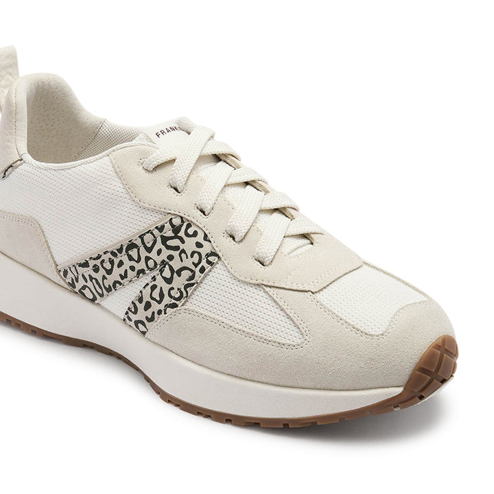 Axel II White/Leopard Print