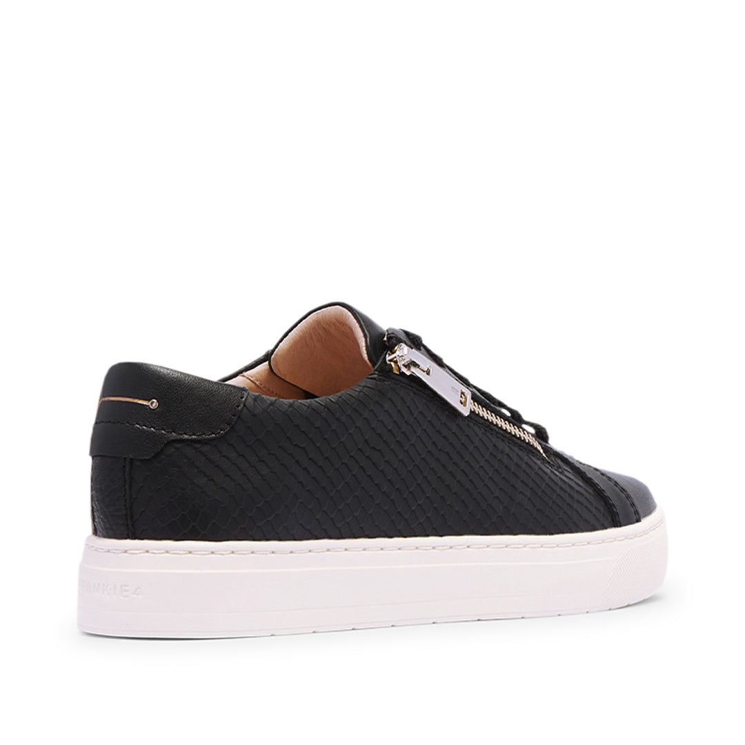 Billie II Black Emboss