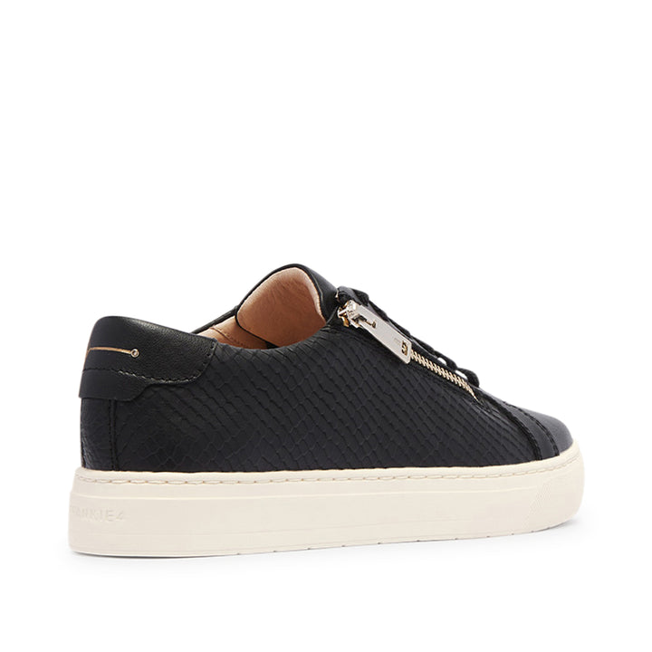 Billie II Black Emboss