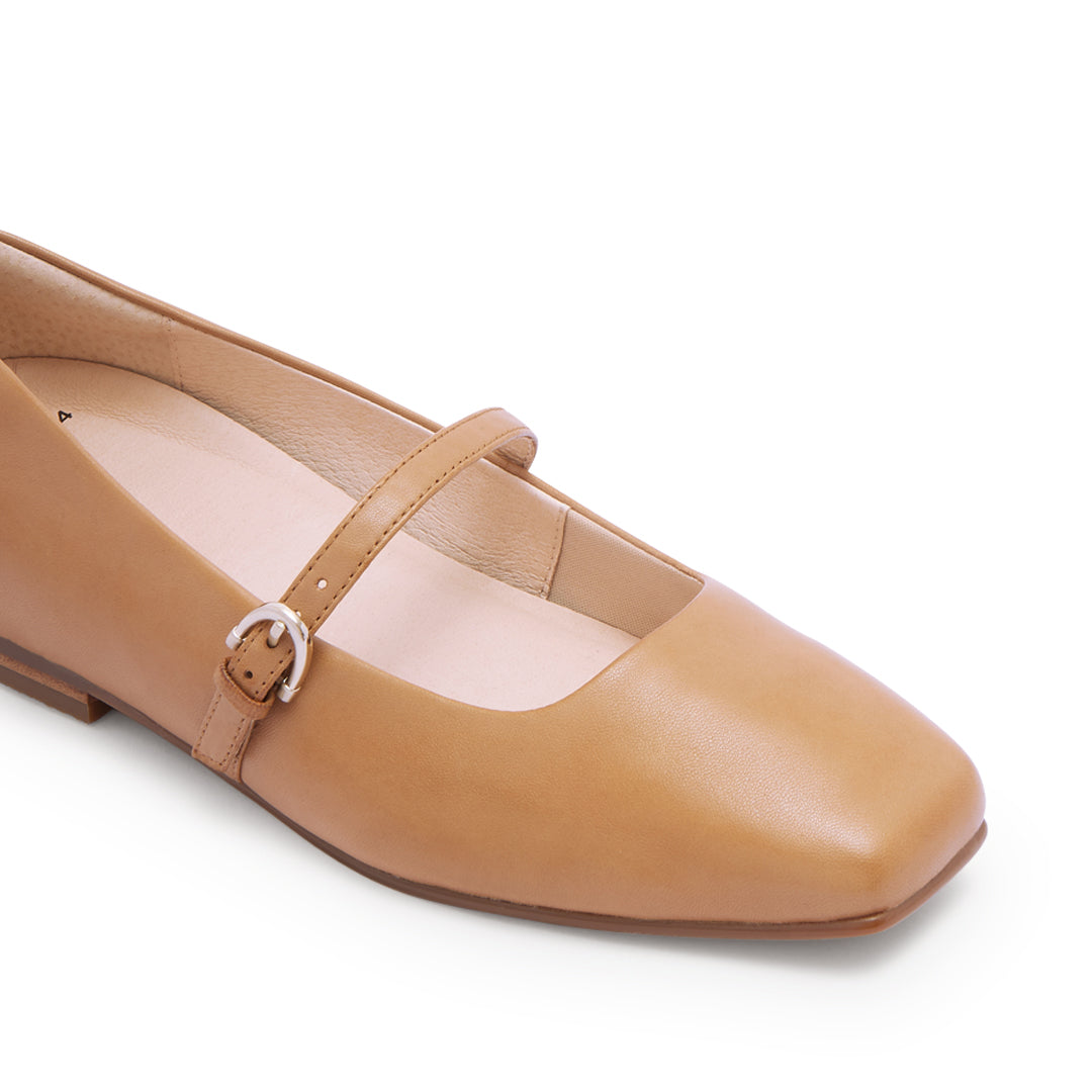 Hepburn Tan