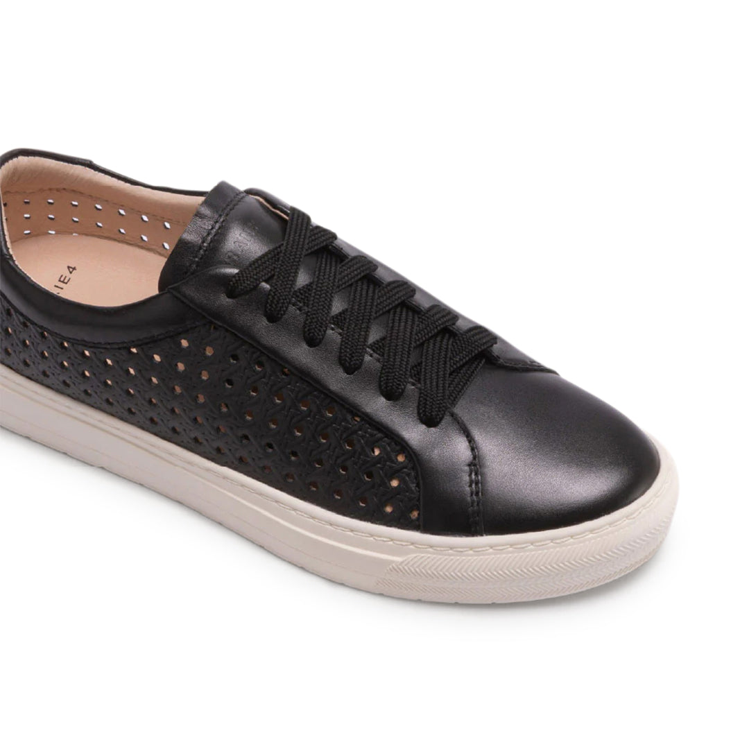 Mim IV Black Weave