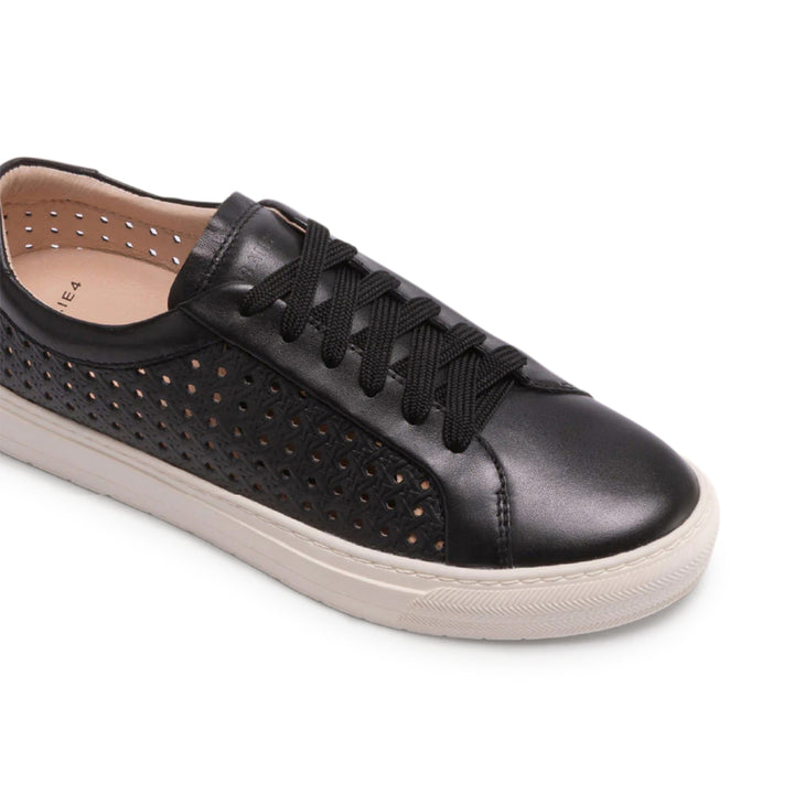 Mim IV Black Weave