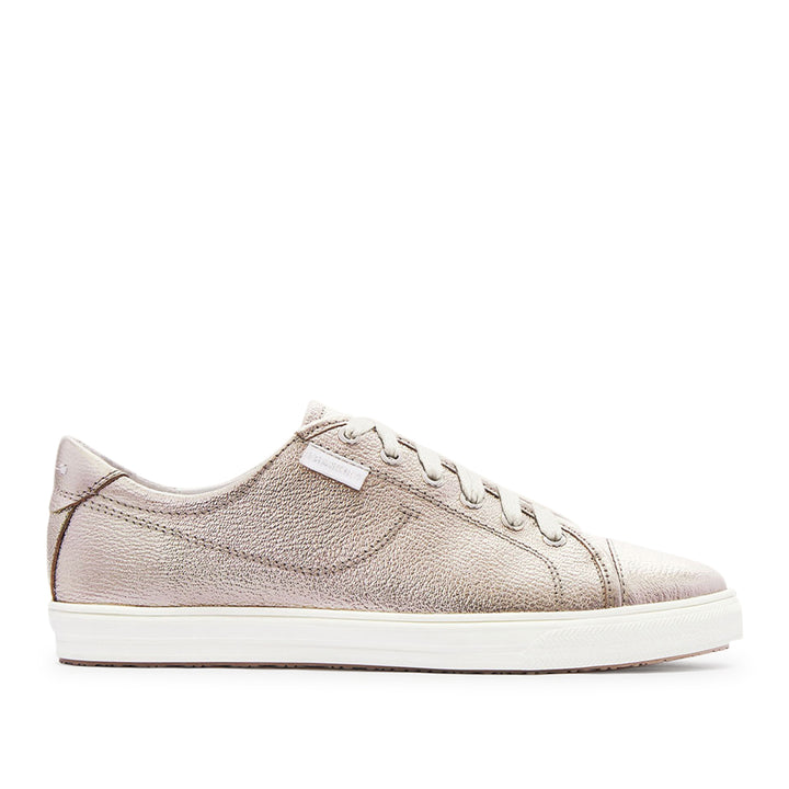 Champagne metallic comfort sneaker