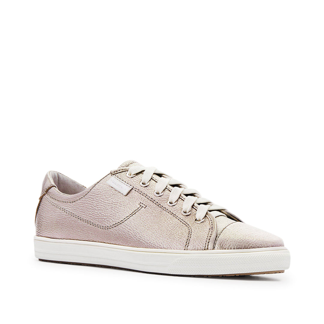 Champagne metallic comfort sneaker