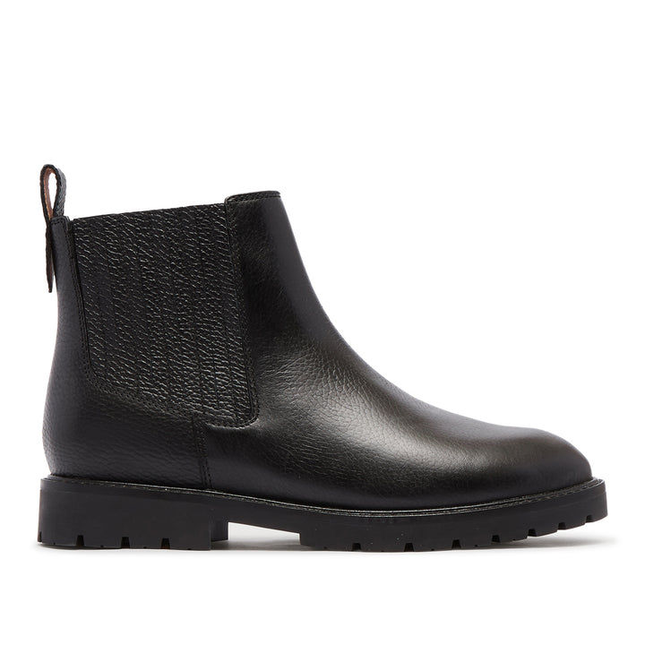 Sage Boot Tumbled Black