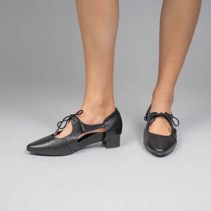 NAKED-ARCHES_Peppa_Black_Model