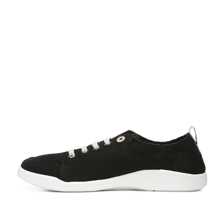 Pismo Black Canvas
