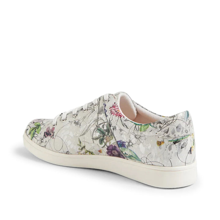 Delilah XF White Field