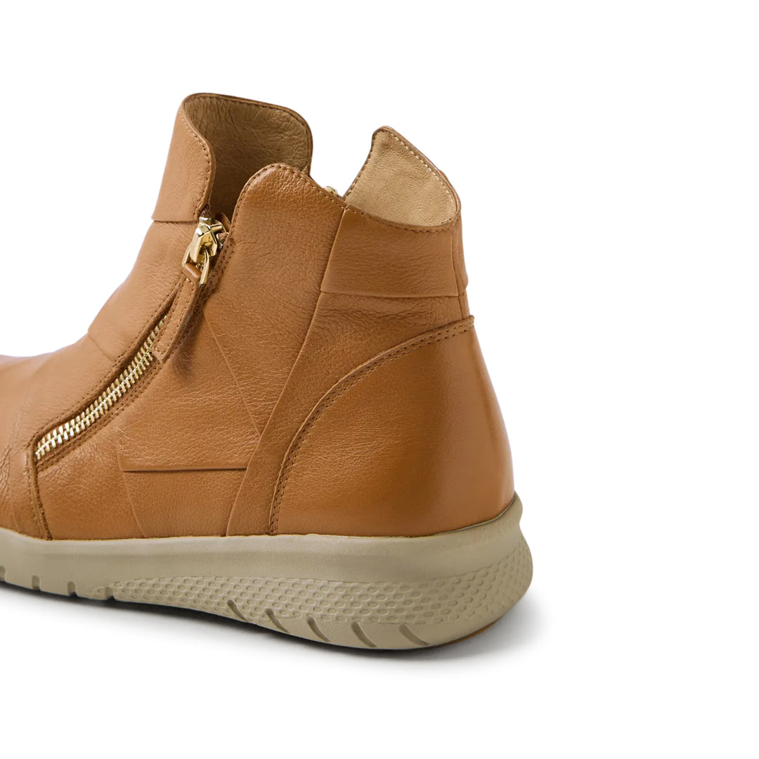 Sisley XF Tan