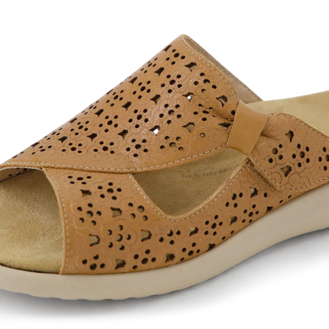Binty XW Tan/Almond