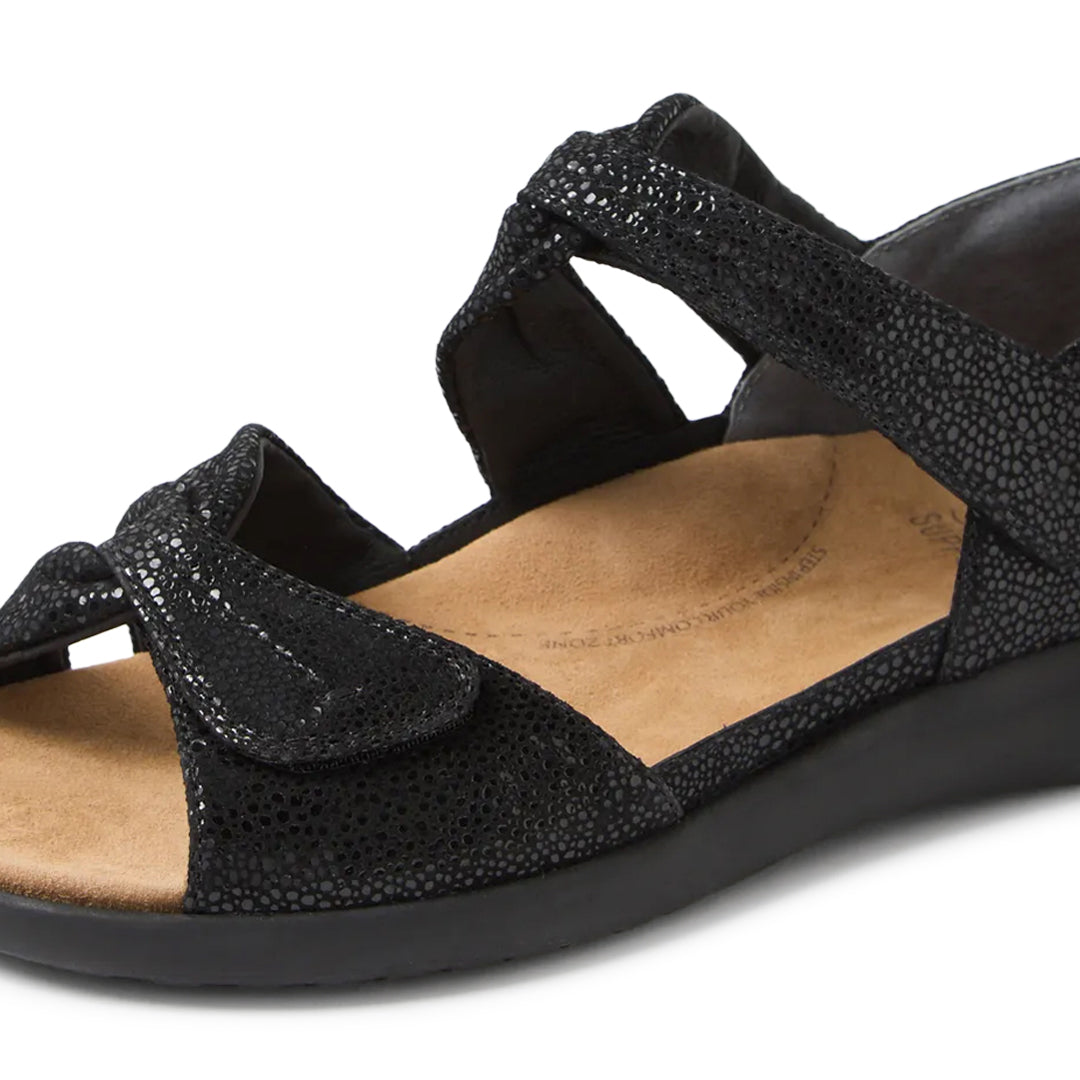 Bobbies XW Black Speckle