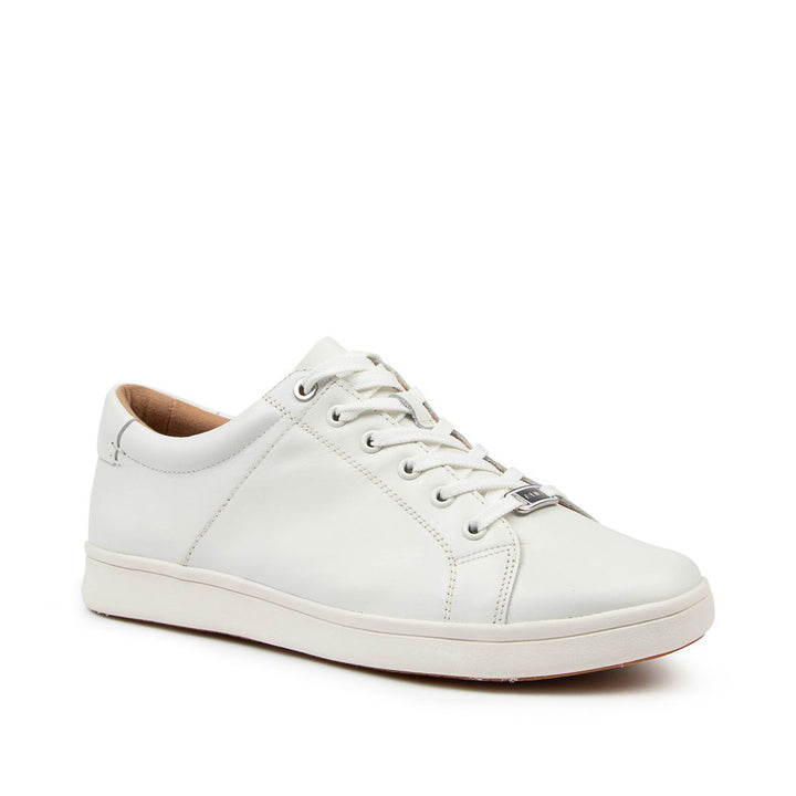 Delilah XF White