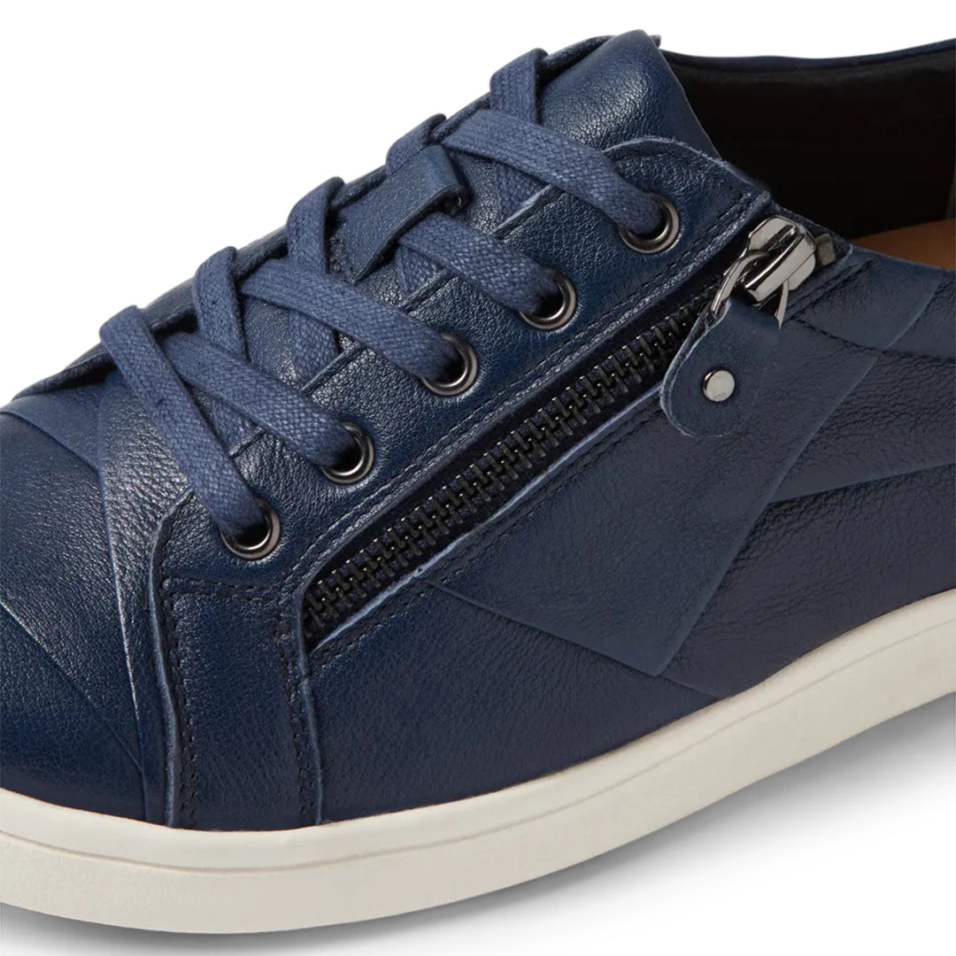Denes XF Navy/White