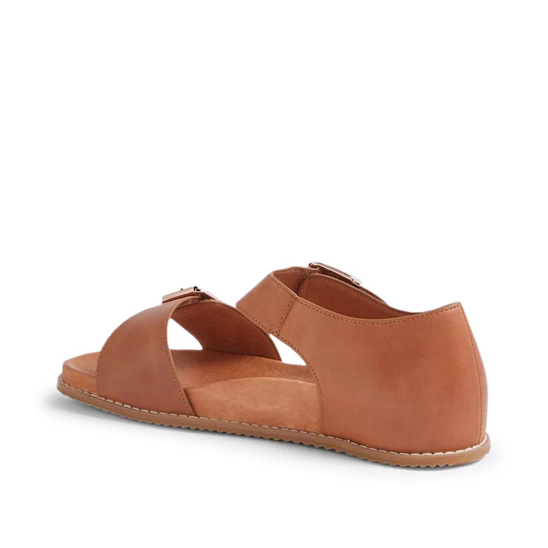 Hanka W Tan