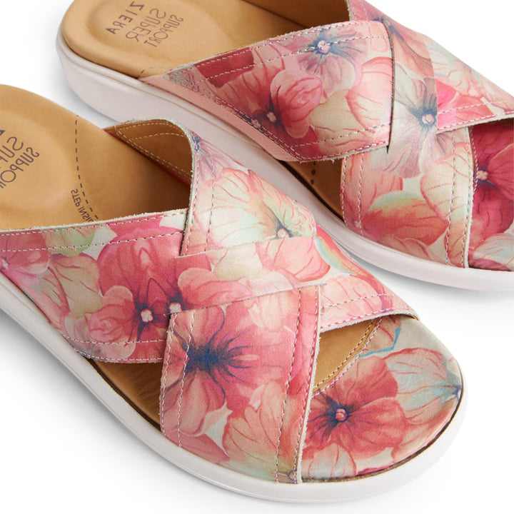 Iyolo Sandal - W