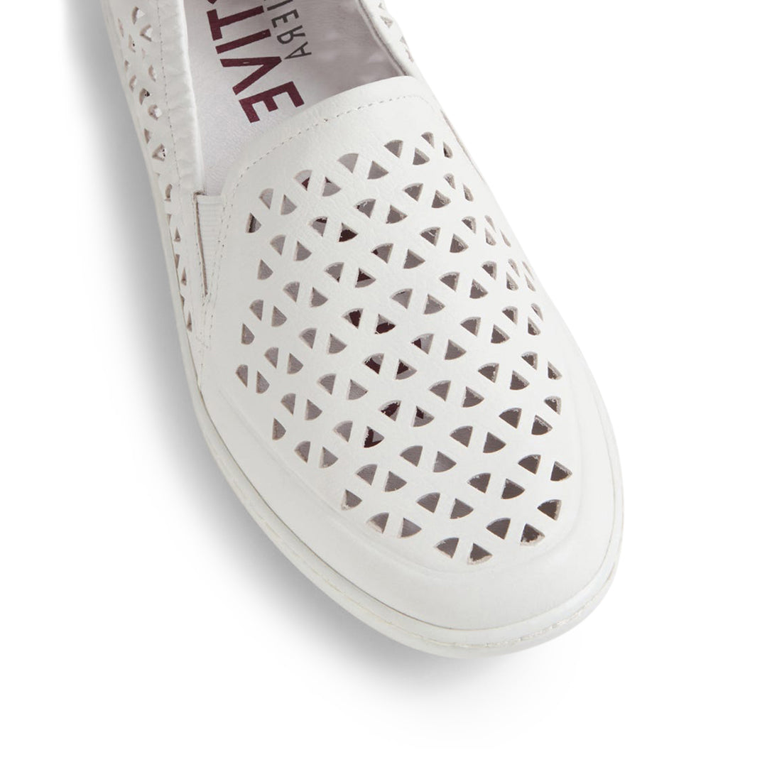 Wavada XF White