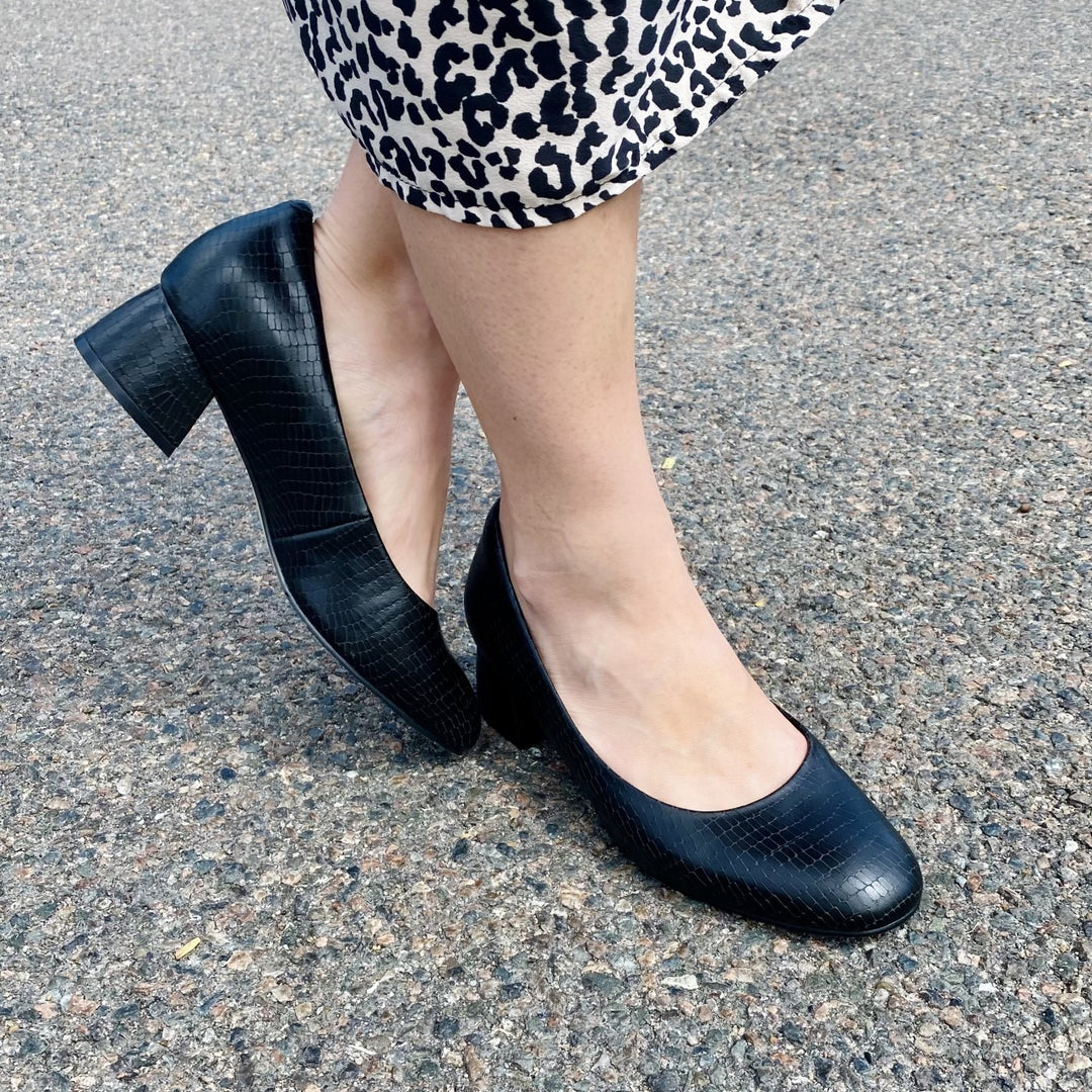 Zamira Court Heel - W
