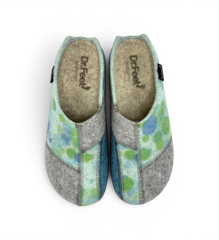 House of Florian Hilda Blue Bubble felt clogs with blue and green polka dot pattern and grey wool panels