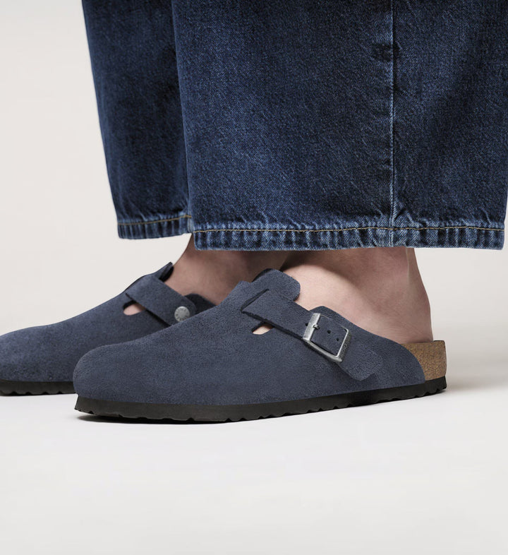 House of Florian Boston Soft Footbed clogs in new navy suede leather with adjustable buckle strap.