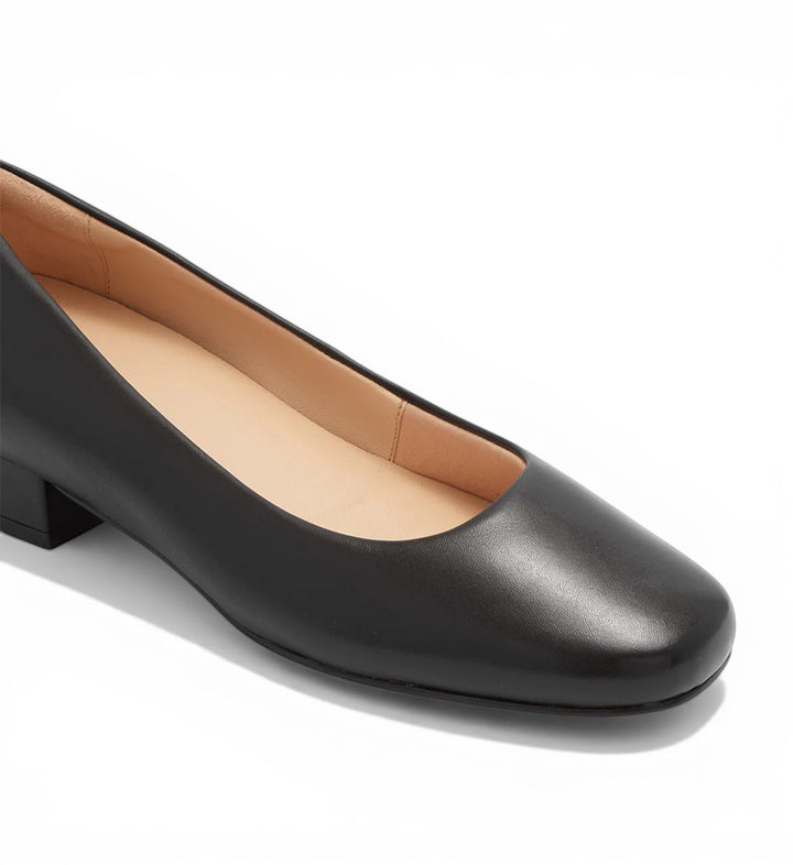 House of Florian Cleo Black square-toe leather block heel pumps.