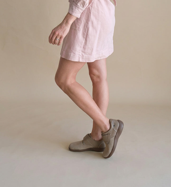 House of Florian REVERE Porto W Taupe leather and flyknit shoe with adjustable strap and arch support.