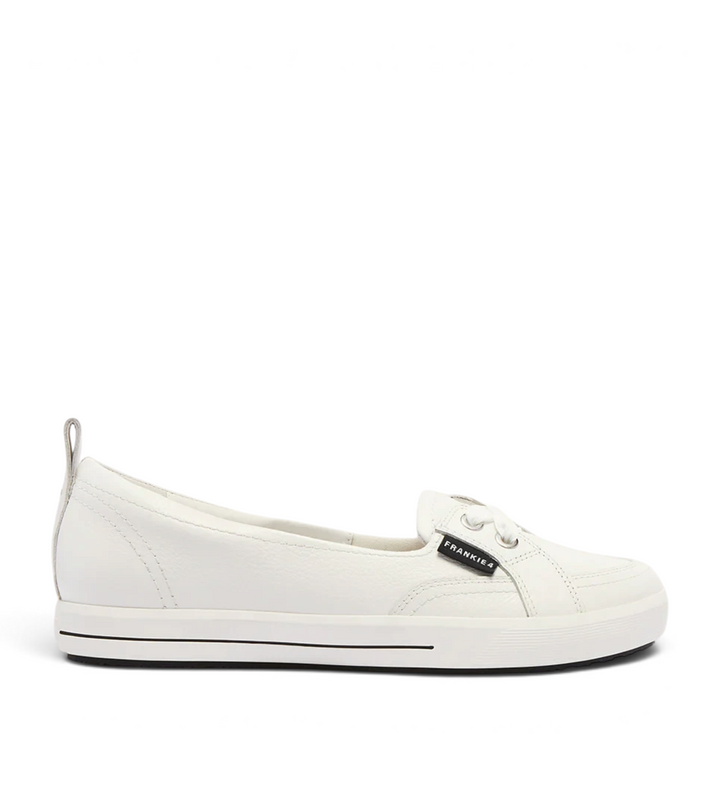 House of Florian FRANKIE4 Sophie IV white tumbled leather slip-on sneaker with supportive flat sole