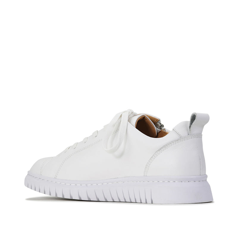 EOS Clarence Sneaker