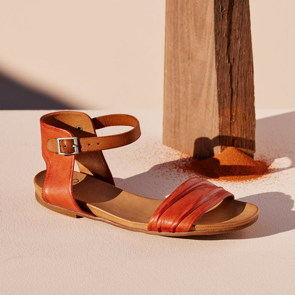 EOS Larni Sandal#color_brick-brandy