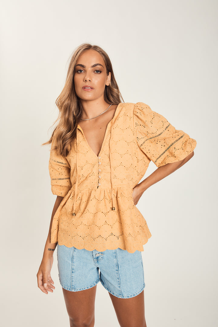 Harni Sylive Blouse#color_butterscotch