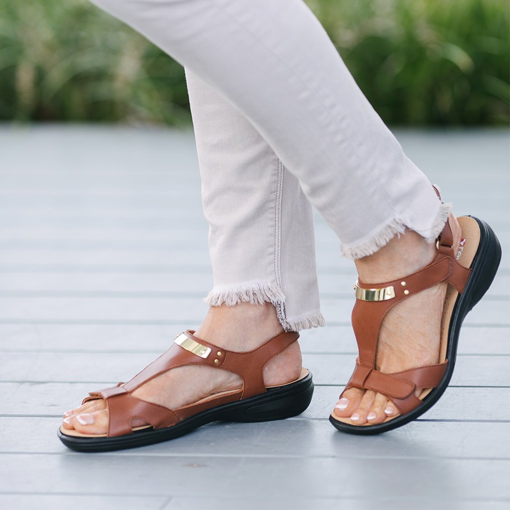 REVERE Santa Monica Sandal#color_cognac
