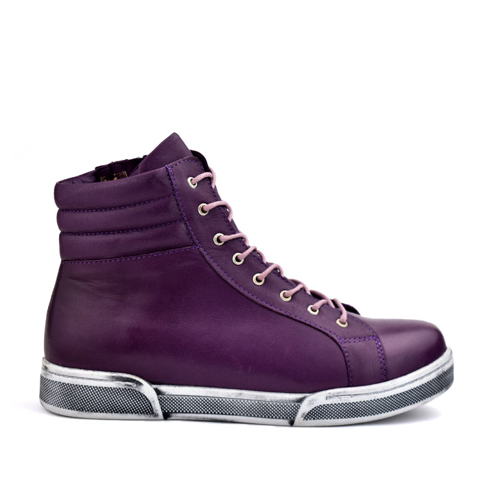 RILASSARE Tang High-Top Sneaker